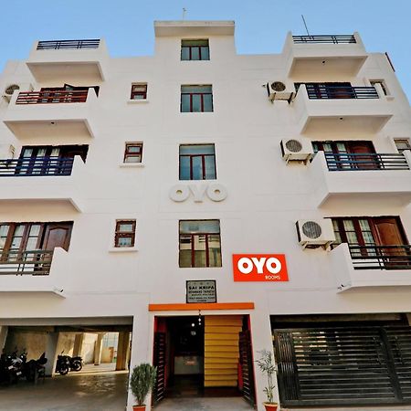 Hotel O J.D Palace Chinhat Экстерьер фото